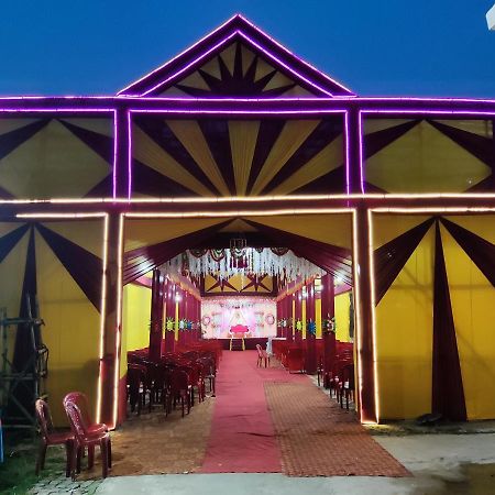 Hotel Kanha Shyam Madhubani Buitenkant foto