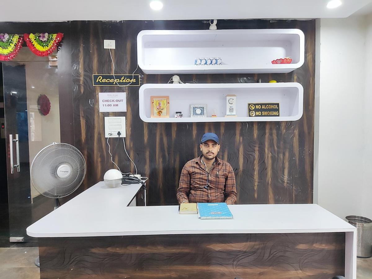 Hotel Kanha Shyam Madhubani Buitenkant foto