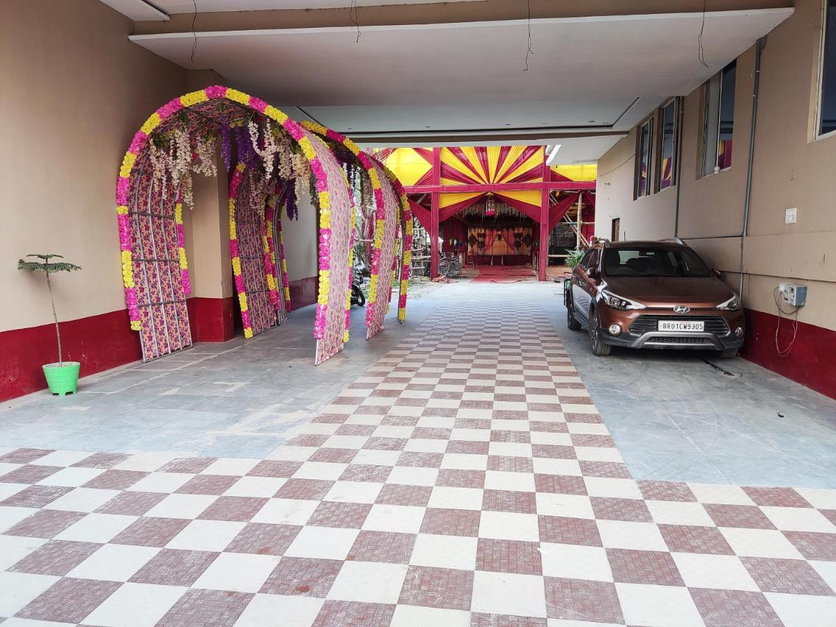 Hotel Kanha Shyam Madhubani Buitenkant foto