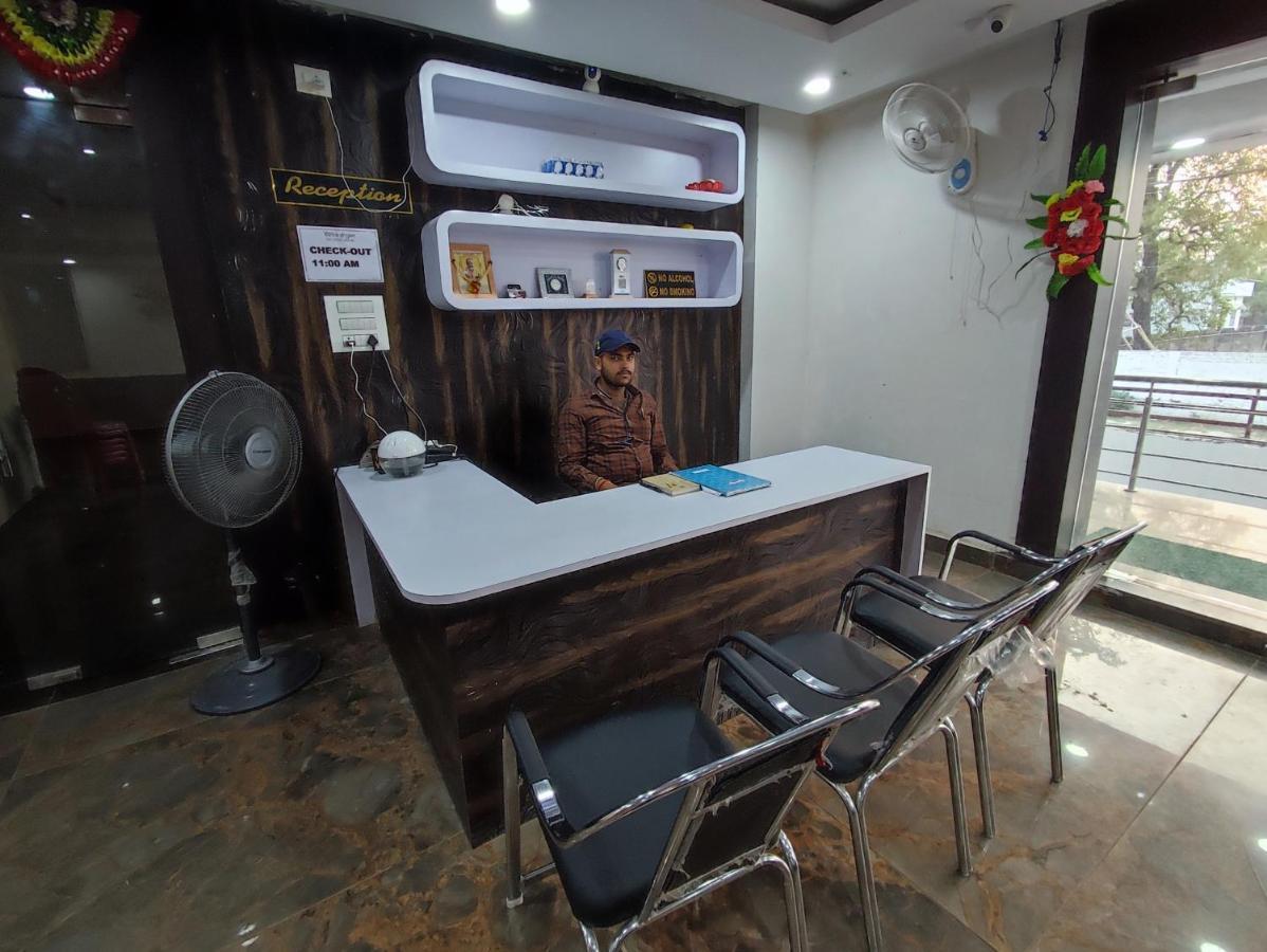 Hotel Kanha Shyam Madhubani Buitenkant foto